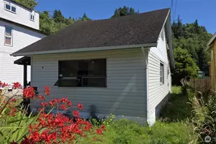 1115 E Market St, Aberdeen, WA 98520 - Photo 3