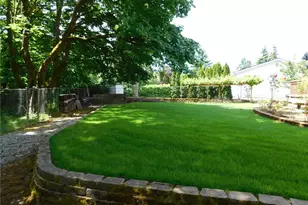 25003 16th Ave S, Des Moines, WA 98198 - Photo 23