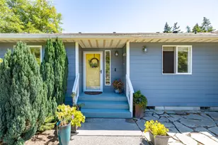 421 Coddington Rd, Coupeville, WA 98239 - Photo 5