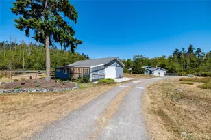 421 Coddington Rd, Coupeville, WA 98239 - Photo 37