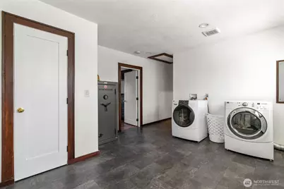 226 SW Lewis St, Chehalis, WA 98532 - Photo 25