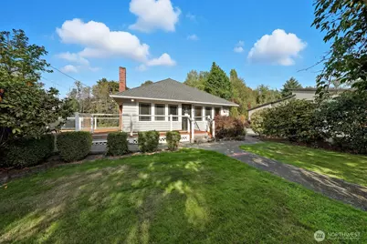 10516 E Riverside Drive, Bothell, WA 98011 - Photo 19