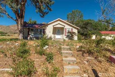 750 4th Street, Chelan, WA 98817 - Photo 3