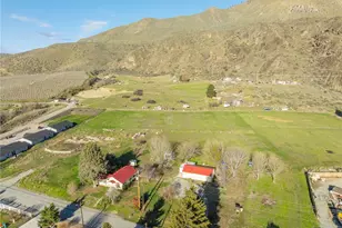 750 4th St, Chelan, WA 98817 - Photo 29