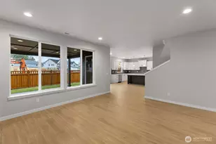 20328 146th St Ct E, Bonney Lake, WA 98391 - Photo 11