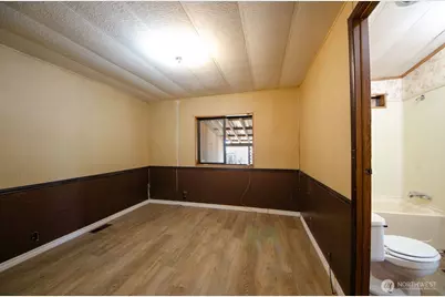 9015 183rd Avenue SW, Rochester, WA 98579 - Photo 11