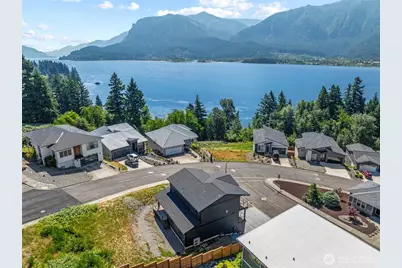 243 NE Hemmingway Drive, Stevenson, WA 98648 - Photo 3