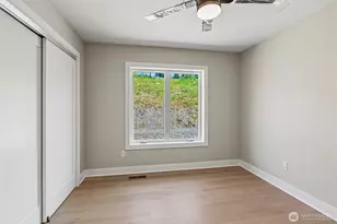 243 NE Hemmingway Dr, Stevenson, WA 98648 - Photo 15