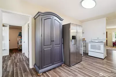 5701 15th Street E, Fife, WA 98424 - Photo 11