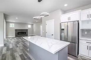 13030 51st Ave E, Tacoma, WA 98446 - Photo 9