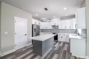 13030 51st Ave E, Tacoma, WA 98446 - Photo 7