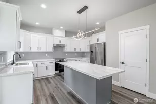 13022 51st Ave E, Tacoma, WA 98446 - Photo 11