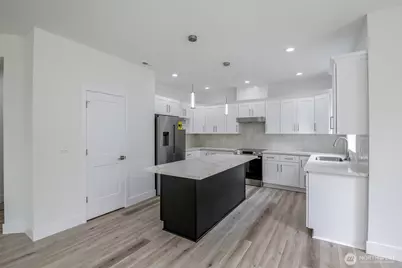 13023 51st Avenue E, Tacoma, WA 98446 - Photo 9