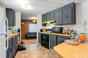 12422 26th Ave E, Tacoma, WA 98445 - Photo 23