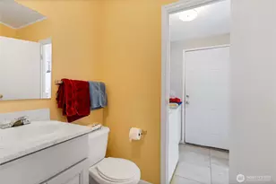 12422 26th Ave E, Tacoma, WA 98445 - Photo 13