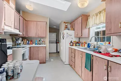 12422 26th Avenue E, Tacoma, WA 98445 - Photo 9