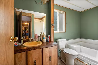 12422 26th Avenue E, Tacoma, WA 98445 - Photo 31