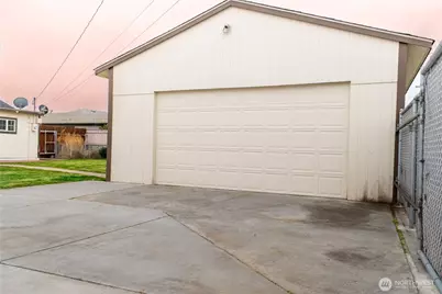 1708 N 17th Ave, Pasco, WA 99301 - Photo 13