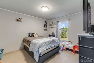 30611 6th Avenue Ct S, Roy, WA 98580 - Photo 17