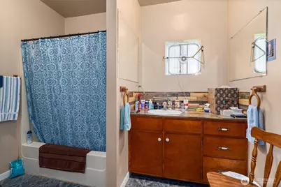 806 California Street, Raymond, WA 98577 - Photo 15