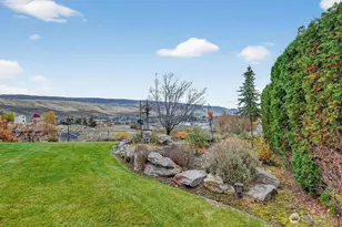 584 Canyon Dr, East Wenatchee, WA 98802 - Photo 5