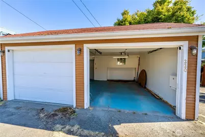 220 W 2nd Street, Port Angeles, WA 98362 - Photo 37