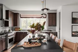 8469 137th Wy SE, Newcastle, WA 98059 - Photo 3