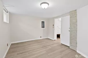 5718 25th Ave NE, Seattle, WA 98105 - Photo 35