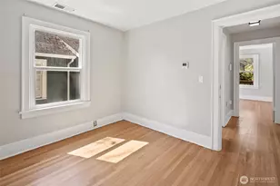 5718 25th Ave NE, Seattle, WA 98105 - Photo 17