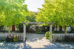 2014 Hoyt Ave, Everett, WA 98201 - Photo 33