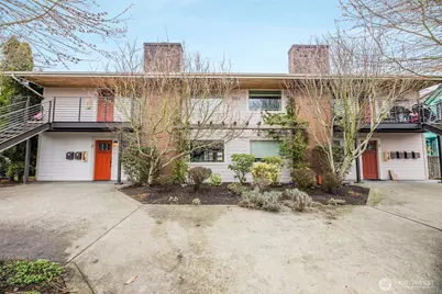 2014 Hoyt Avenue, Everett, WA 98201 - Photo 3