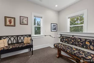 4510 Thackeray NE, Seattle, WA 98105 - Photo 29