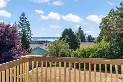 345 Seaview Court, Camano Island, WA 98282 - Photo 19