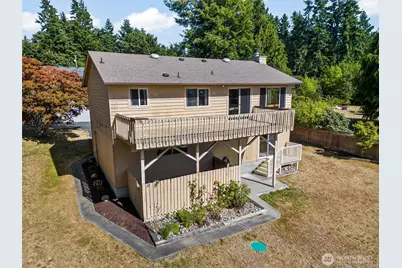 345 Seaview Court, Camano Island, WA 98282 - Photo 27