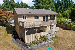 345 Seaview Ct, Camano Island, WA 98282 - Photo 27