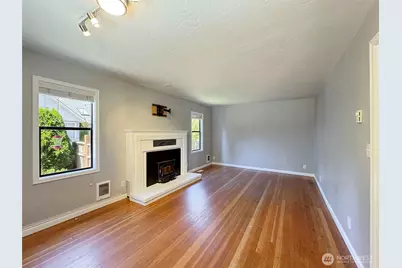 615 W 12th Street, Port Angeles, WA 98362 - Photo 5