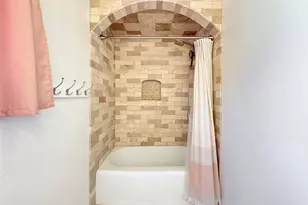 615 W 12th St, Port Angeles, WA 98362 - Photo 13