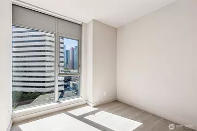 588 Bell Street #606S, Seattle, WA 98121 - Photo 13