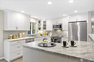 11019 NE 116th St, Kirkland, WA 98034 - Photo 9