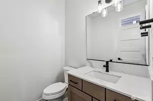 24319 13 Ave SE, Bothell, WA 98021 - Photo 17