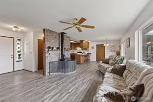 27620 84th Dr NW, Stanwood, WA 98292 - Photo 9