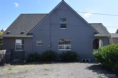 8519 Golden Given Drive E, Tacoma, WA 98445 - Photo 3