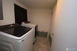 8519 Golden Given Dr E, Tacoma, WA 98445 - Photo 29