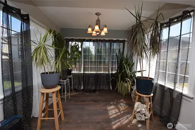 8519 Golden Given Drive E, Tacoma, WA 98445 - Photo 9