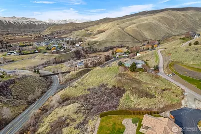 1395 Mountain Vista, Wenatchee, WA 98801 - Photo 13