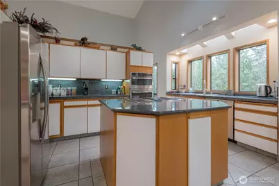 20695 Mainland View Lane NE, Suquamish, WA 98392 - Photo 9