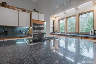 20695 Mainland View Ln NE, Suquamish, WA 98392 - Photo 11