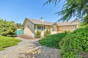 109 N Honeycomb Cir, Sequim, WA 98382 - Photo 17