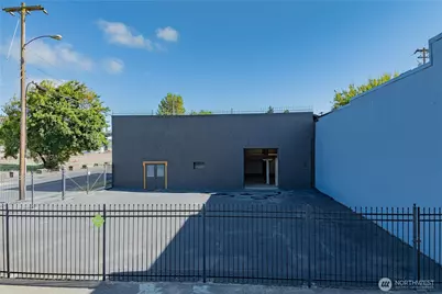 103 Allen Street, Kelso, WA 98626 - Photo 1