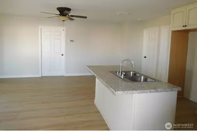 135 N 3rd Avenue, Connell, WA 99326 - Photo 13